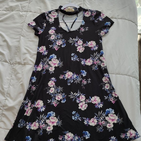 Summer dresses - Picture 6 of 15